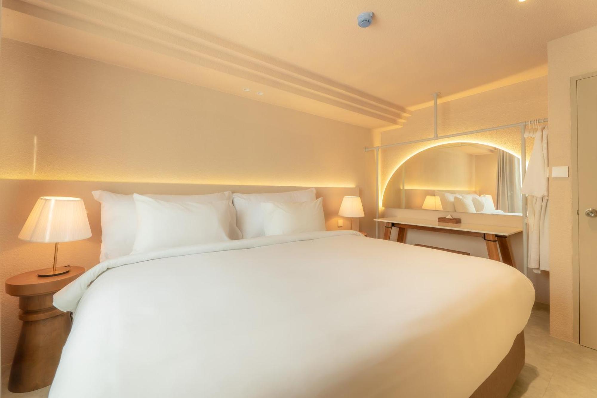 Mai Hotel Chiang Mai Zewnętrze zdjęcie