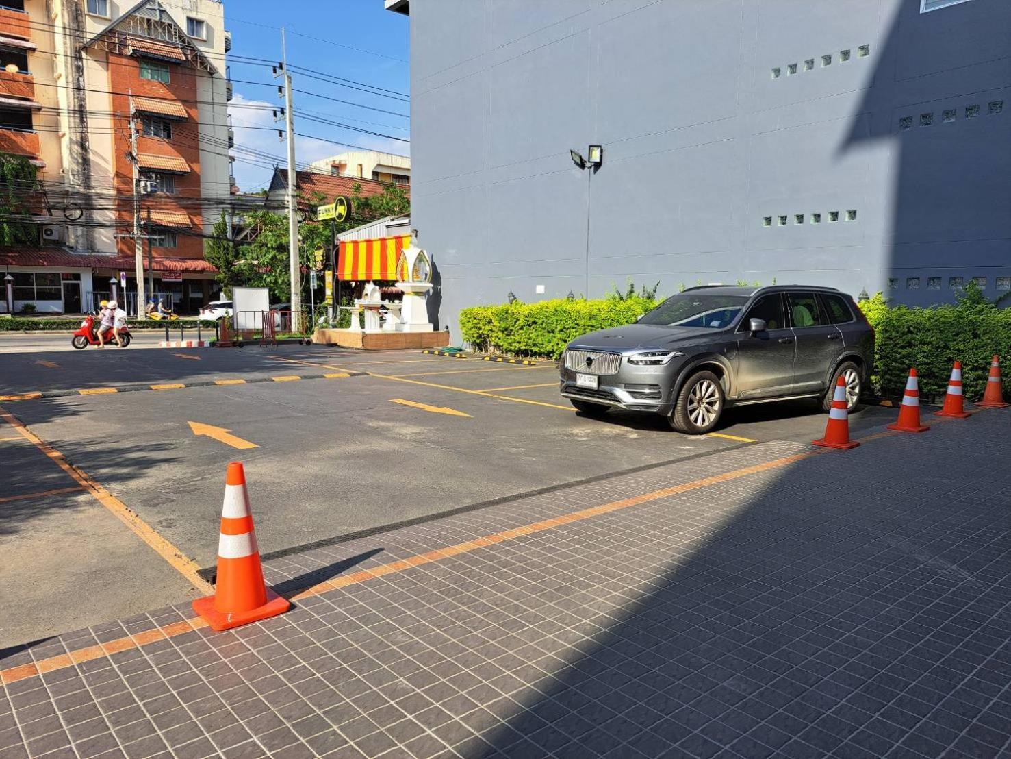 Mai Hotel Chiang Mai Zewnętrze zdjęcie