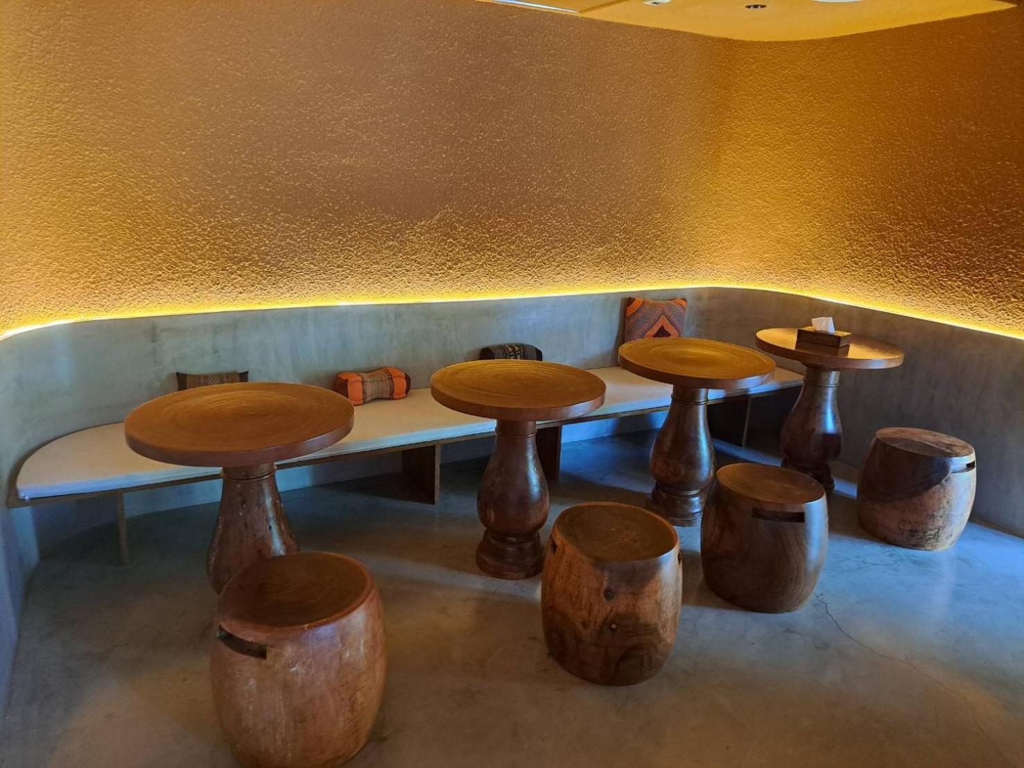 Mai Hotel Chiang Mai Zewnętrze zdjęcie